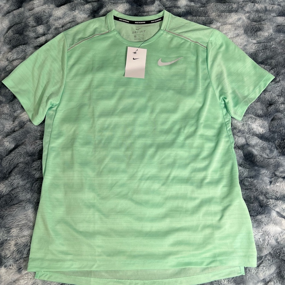 Nike Green Crew Neck Short Sleeve Tee